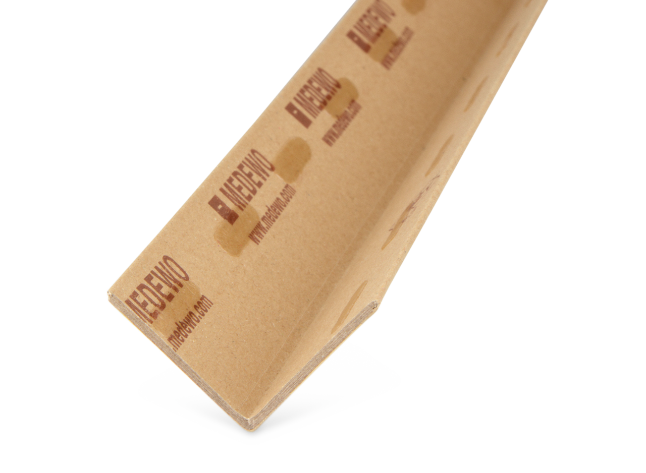 Hotmelt-Kleberaupen auf beiden Schenkel-Innenseiten sorgen für einfaches Handling, da kein Abdeckband abgezogen werden muss.