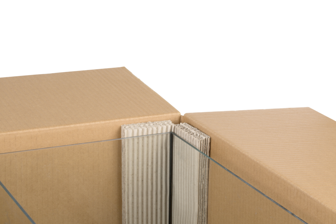 Geschlitzte Platte aus Wellpappe