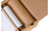 Integrierte Rollensysteme aus Vollpappe gewährleisten eine reibungslose Papierführung und ermöglichen eine gleichmäßige Dehnung.