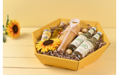 … oder Saison – legen Sie dafür Präsente und Deko in den stabilen Geschenkkorb 
