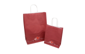 Papiertragetasche rot mit Herzen