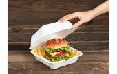 die Take-away-Box aus Bagasse lässt sich von Ihren Kunden durch den praktischen anhängenden Klappdeckel einfach öffnen und verschliessen