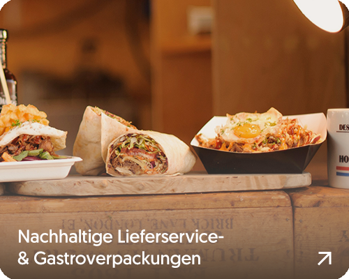 Verschiedene gekochte Gerichte auf der Ablage in einem Restaurant