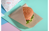 Die Hamburgertasche eignet sich perfekt für einen Imbiss.